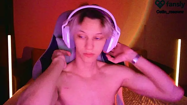 Ostin meow online show from 14, 3, 2025