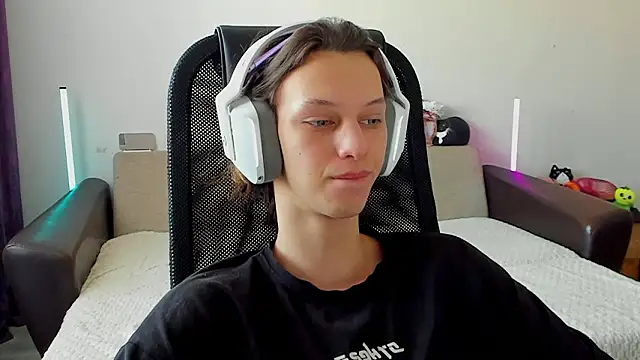 Ostin meow online show from 20, 2, 2026