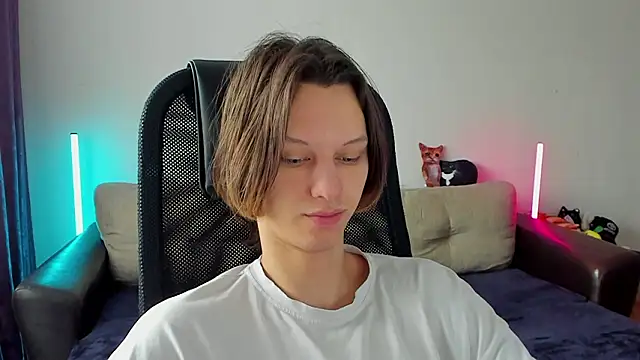 Ostin meow online show from 20, 3, 2026