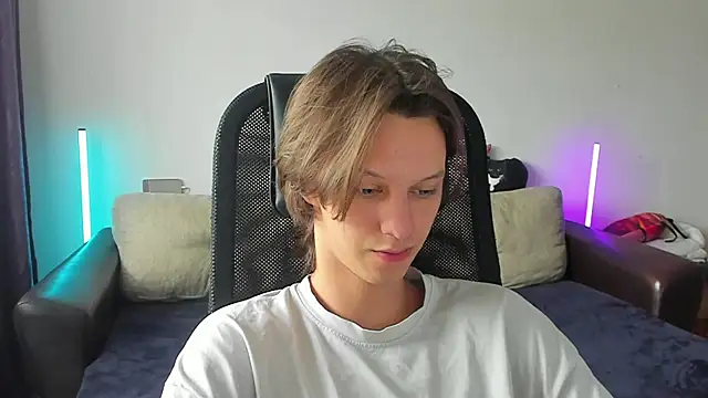Ostin meow online show from 31, 5, 2026