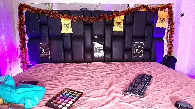 canela oss online show from 20, 10, 2025