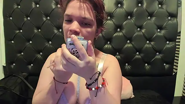 MelanyCarter18 online show from 23, 10, 2025