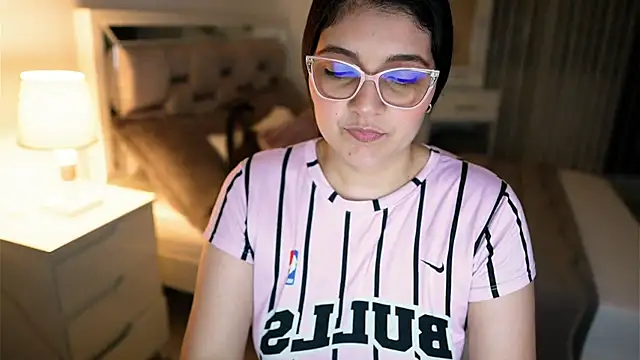 Camilaa bueno online show from 23, 11, 2025