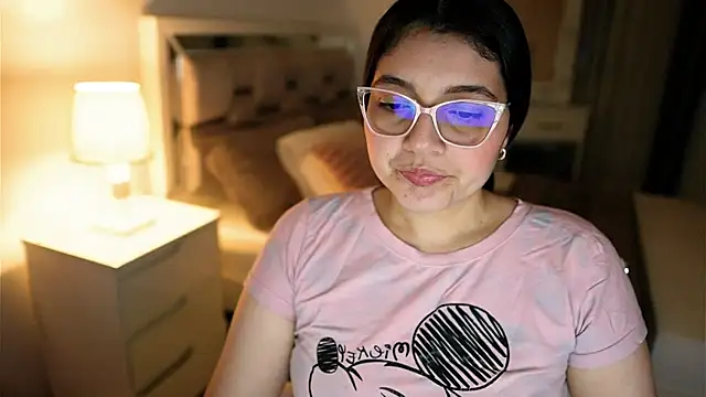 Camilaa bueno online show from 21, 11, 2025