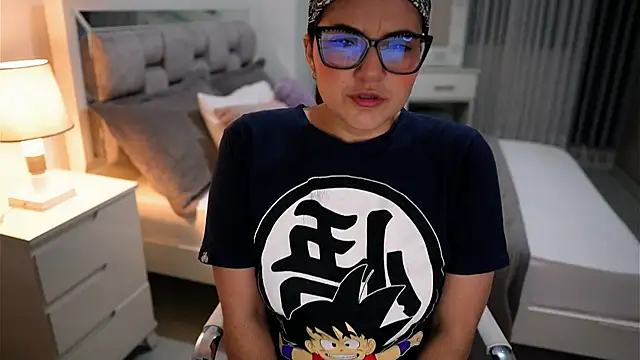 Camilaa bueno online show from 12, 10, 2025