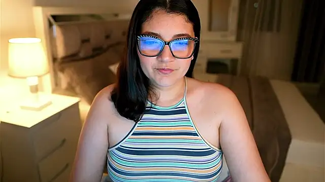 Camilaa bueno online show from 19, 12, 2025