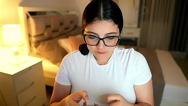 Camilaa bueno online show from 20, 12, 2025