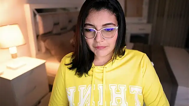 Camilaa bueno online show from 1, 10, 2025