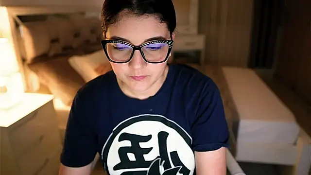 Camilaa bueno online show from 22, 9, 2025