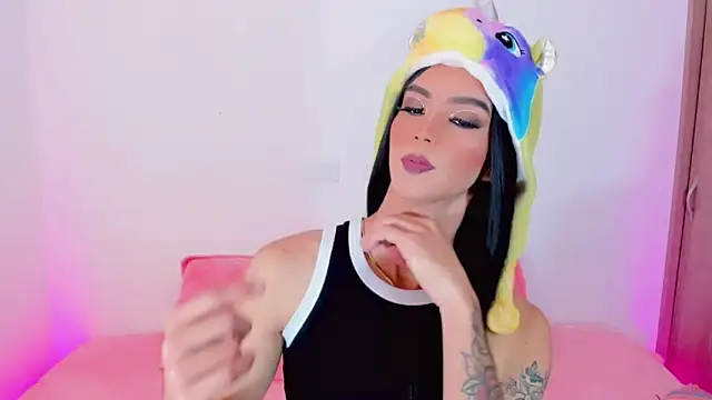 Ashley Reminton online show from 14, 3, 2025