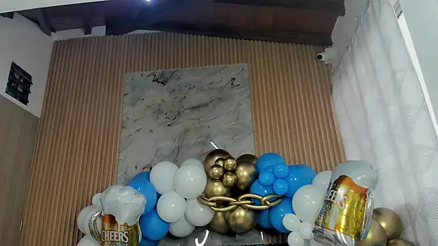 Any topless online show from 2, 10, 2025