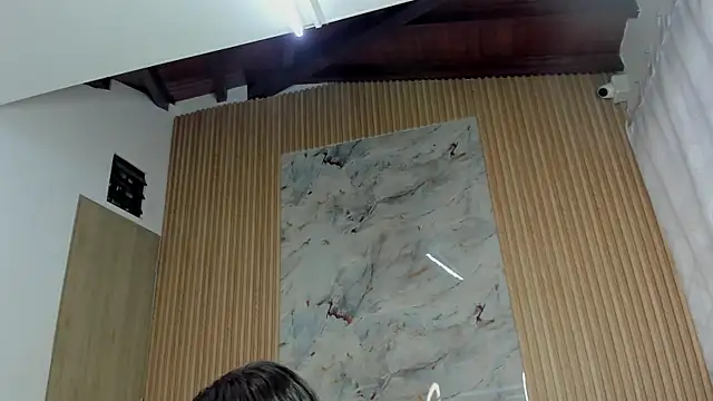 Any topless online show from 6, 11, 2025