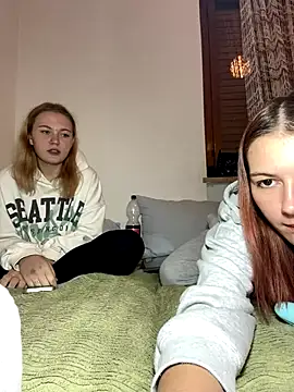 ella grays online show from 20, 10, 2025