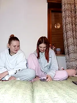 ella grays online show from 28, 11, 2025