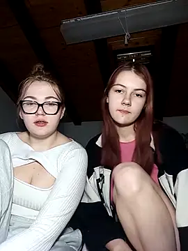 ella grays online show from 2, 3, 2025