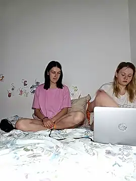 ella grays online show from 20, 5, 2026