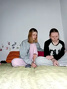 ella grays online show from 16, 3, 2026