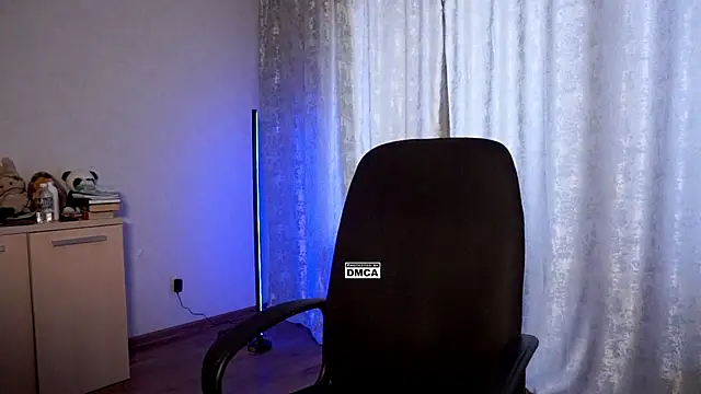 Snapshot of Hoot_owl_cb chatting on 1, 10, 2025 Hoot owl cb online show from 1, 10, 2025