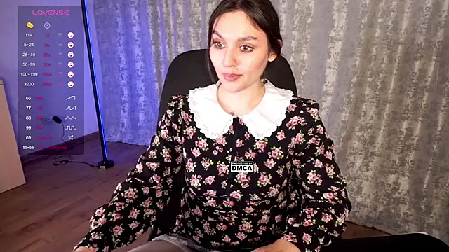 Snapshot of Hoot_owl_cb chatting on 21, 11, 2025 Hoot owl cb online show from 21, 11, 2025