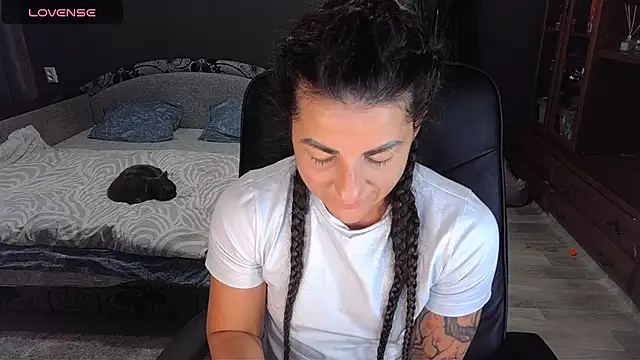 Aria Dl online show from 13, 11, 2025