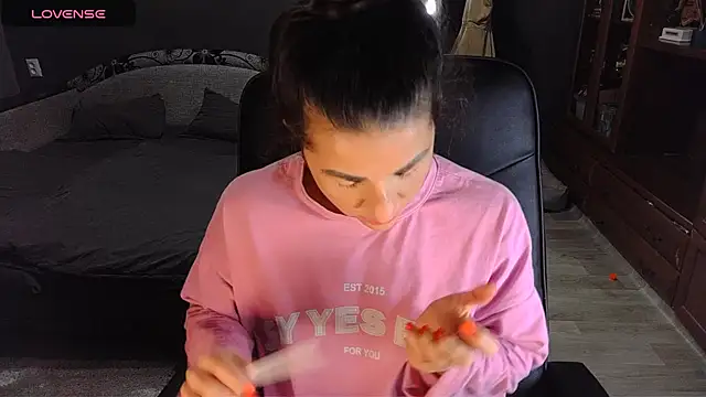 Aria Dl online show from 28, 10, 2025