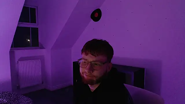 PrettyGinger online show from 22, 1, 2025