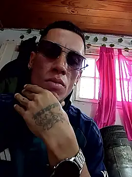 FlacoDani online show from 7, 10, 2025