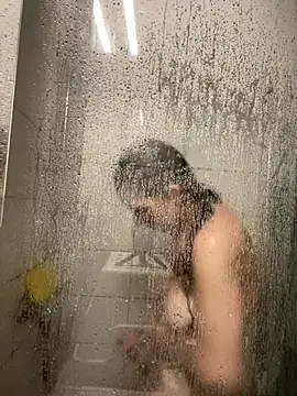 TildeLindwall online show from 12, 2, 2025