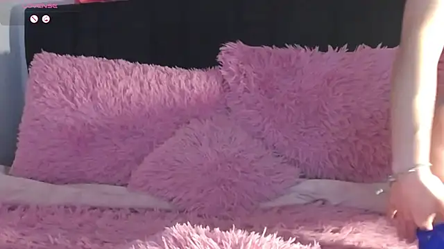 Snapshot of Miah_hilton2 chatting on 17, 2, 2025 Miah hilton2 online show from 17, 2, 2025