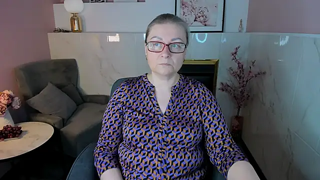 AlexandraKind online show from 3, 12, 2025