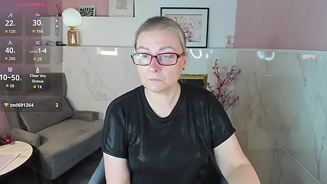 AlexandraKind online show from 12, 9, 2025