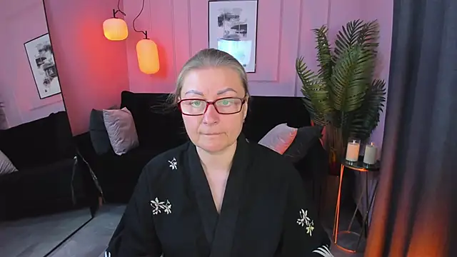 AlexandraKind online show from 26, 9, 2025