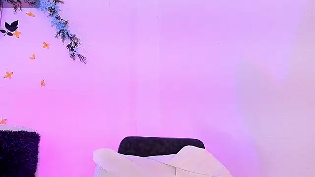  karenestrada online show from 15, 10, 2025