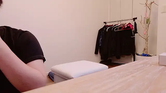 Snapshot of undo-busoku69 chatting on 1, 2, 2026 undo-busoku69 online show from 1, 2, 2026