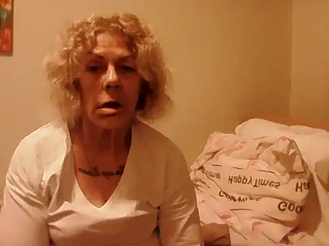 housewife shantie online show from 7, 3, 2026