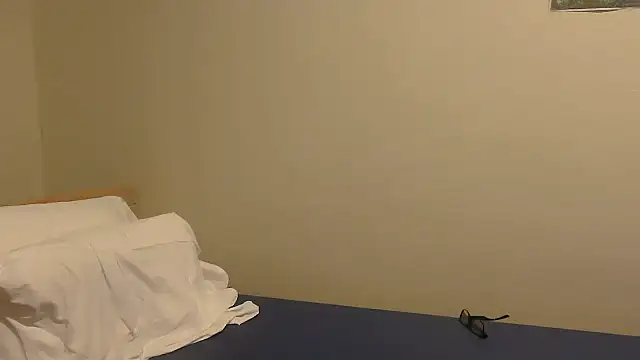 housewife shantie online show from 19, 10, 2025