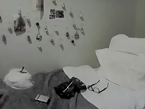 housewife shantie online show from 1, 12, 2025