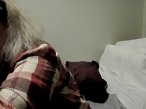 housewife shantie online show from 27, 10, 2025