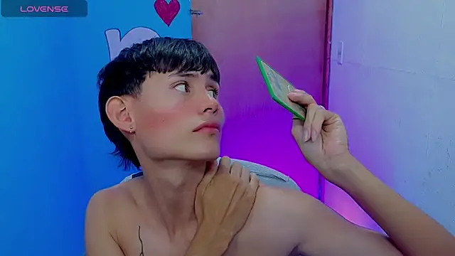 tanjiro cute online show from 17, 5, 2026