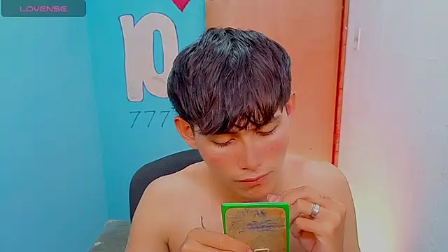 tanjiro cute online show from 13, 4, 2026