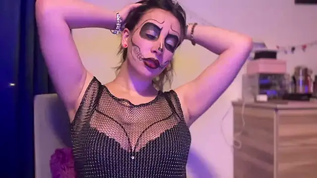 Gabby cruz  online show from 25, 10, 2025