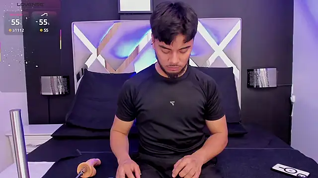 Tommidubois online show from 22, 2, 2025