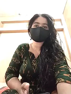 Magical Girl- online show from 5, 10, 2025