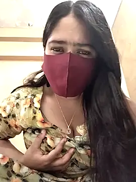 Magical Girl- online show from 10, 9, 2025