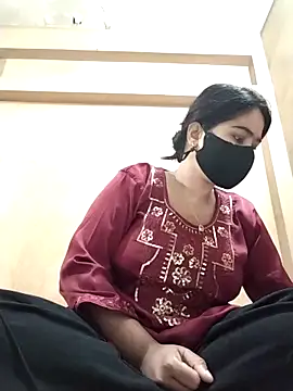 Magical Girl- online show from 4, 12, 2025