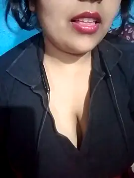 Love-Veronica online show from 23, 4, 2026