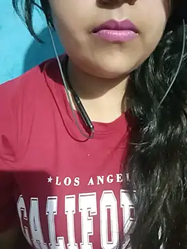 Snapshot of Love-Veronica chatting on 15, 5, 2026 Love-Veronica online show from 15, 5, 2026