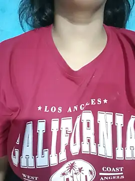 Snapshot of Love-Veronica chatting on 8, 6, 2026 Love-Veronica online show from 8, 6, 2026