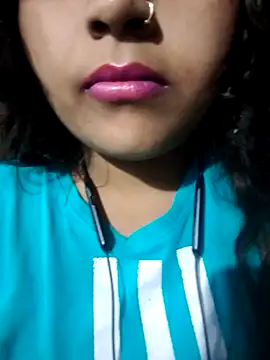 Love-Veronica online show from 10, 2, 2026