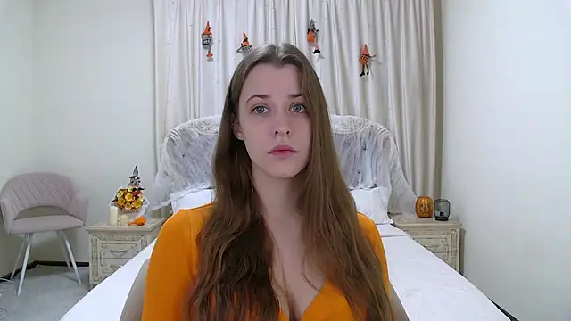 AgataAisitt online show from 25, 10, 2025